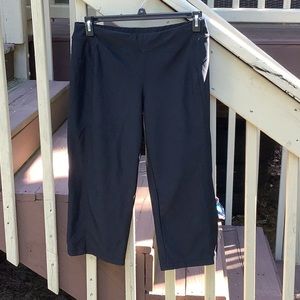 LL Bean athleisure stretch Capri